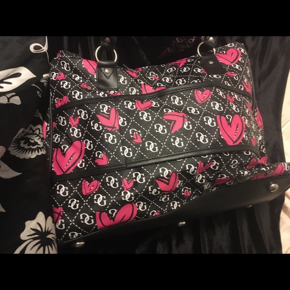 Guess Travel Bags 2 pc set NWT - Picture 3 of 6